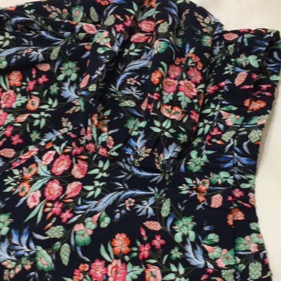 NWT Loft Navy Floral top w/faux wrap back - Picture 7 of 12